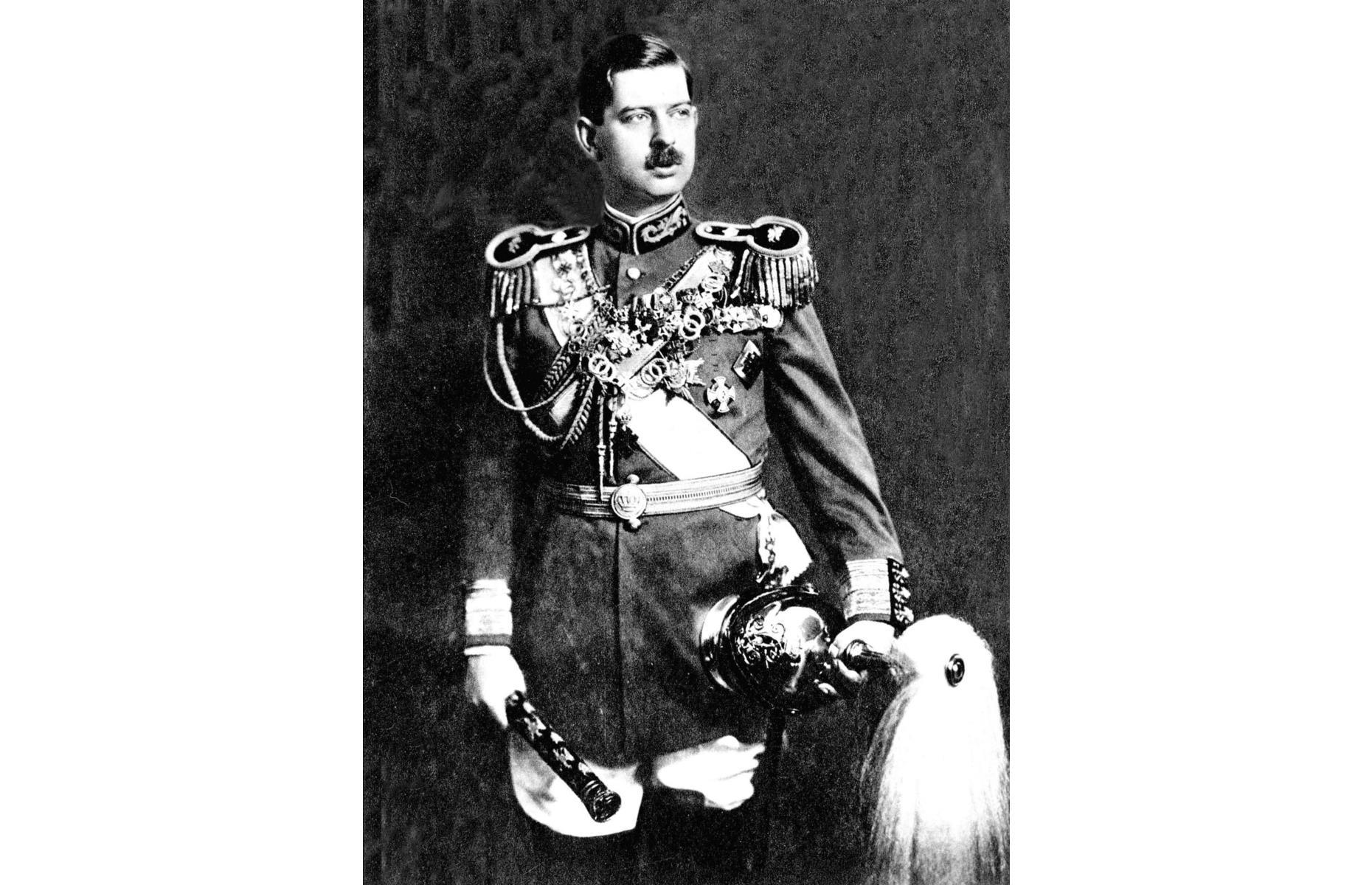 1925: King Carol II